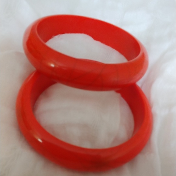 Resin bangles - Picture 3 of 5